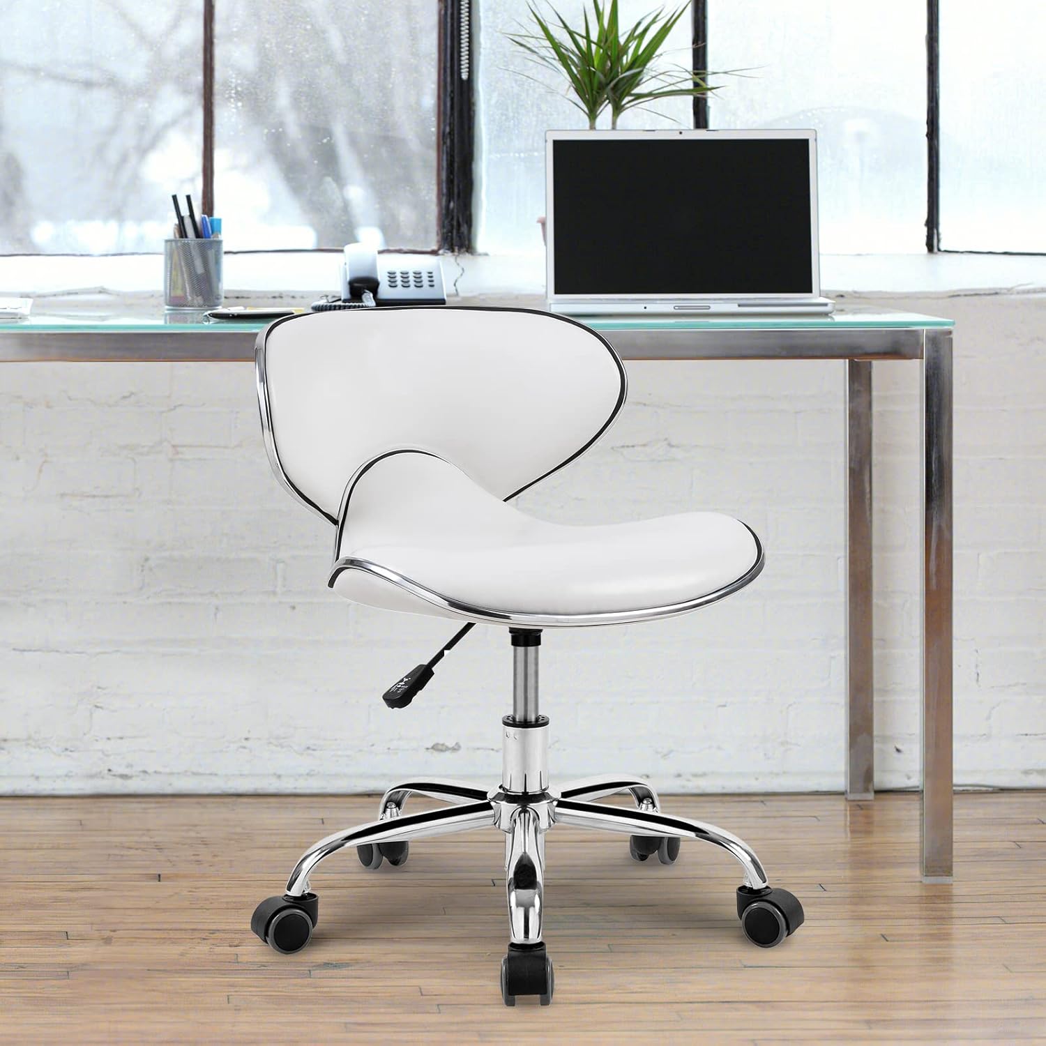 Tırnak teknisyeni için pedikür - Office Tech Typing incelemesi ve fiyatı